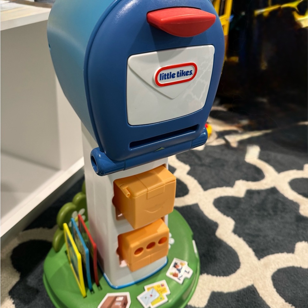 Little Tikes Blue and Orange Mailbox Toy